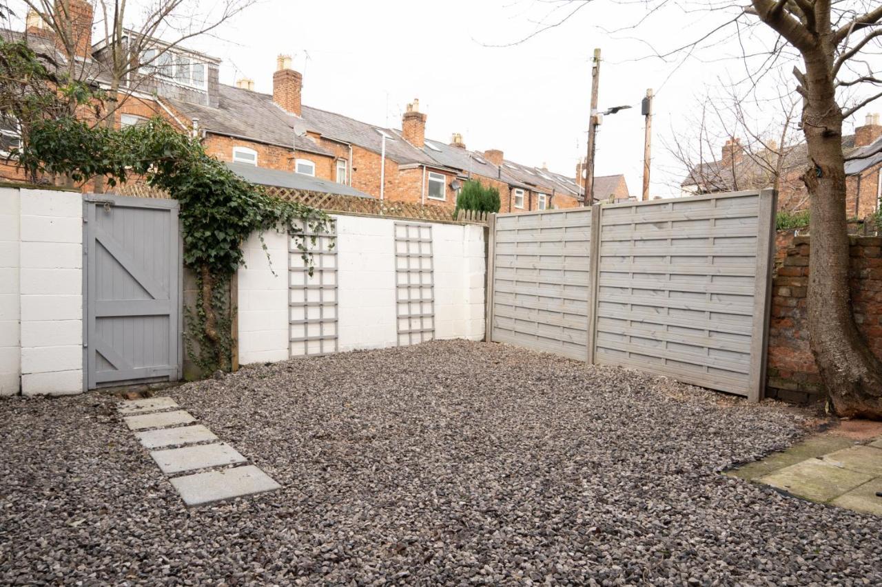 South View - 3 Bed Modern Chester House - Close To City Centre Экстерьер фото